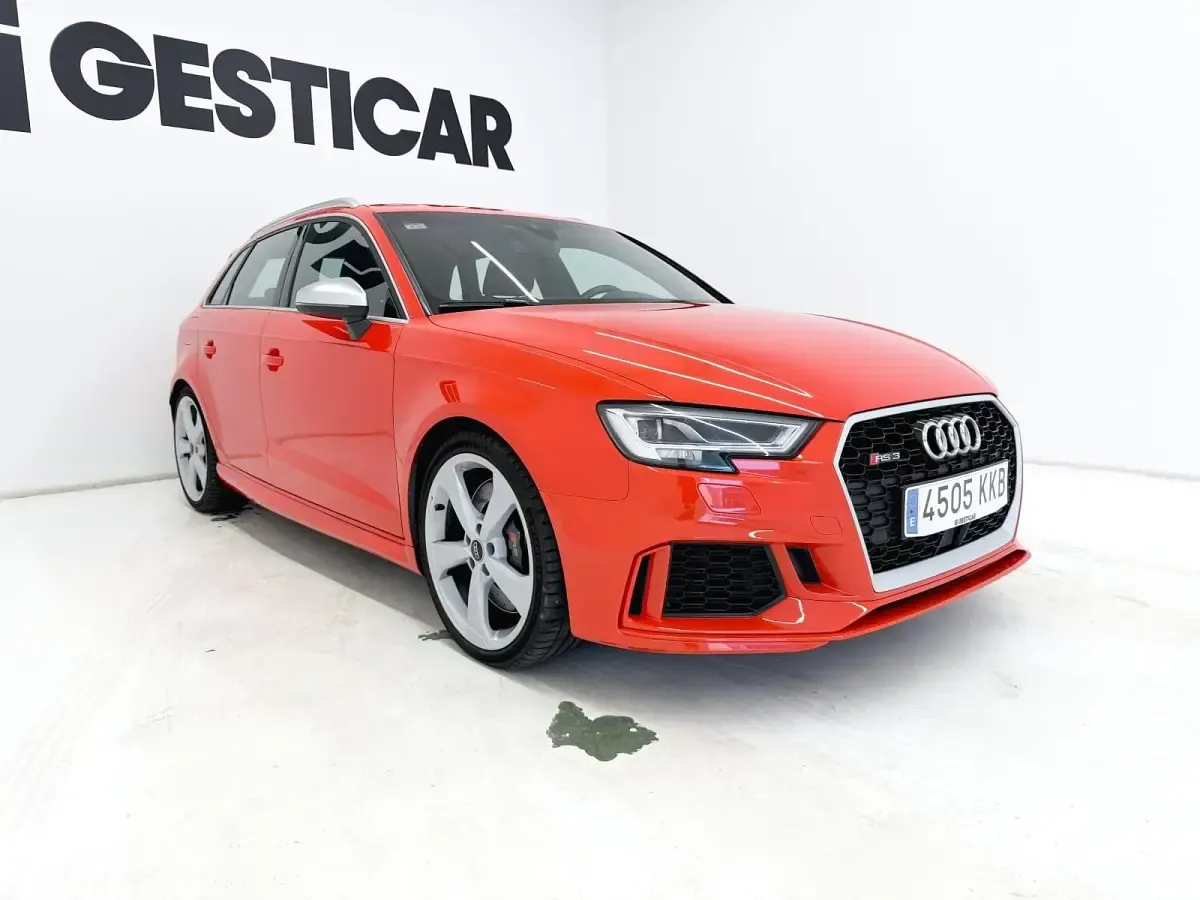 Usado Audi RS3 Sportback 400 CV (294 kW) 2018 Utilitario