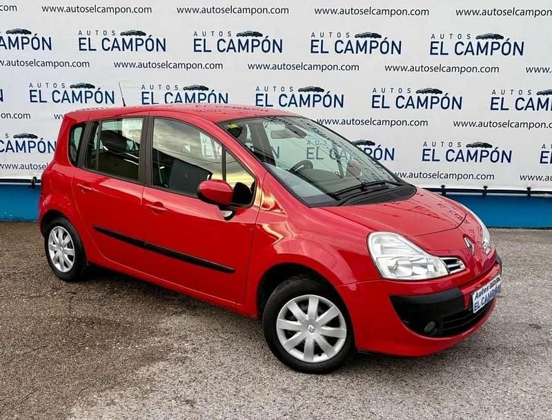 Usado Renault Modus Dynamique 101 CV (74 kW) 2012 Rojo Monovolumen