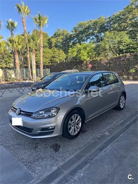 Gris / plata Usado 2014 VW Golf VII Business Familiar | 10.900 € (Precio justo) - Imagen 1/4