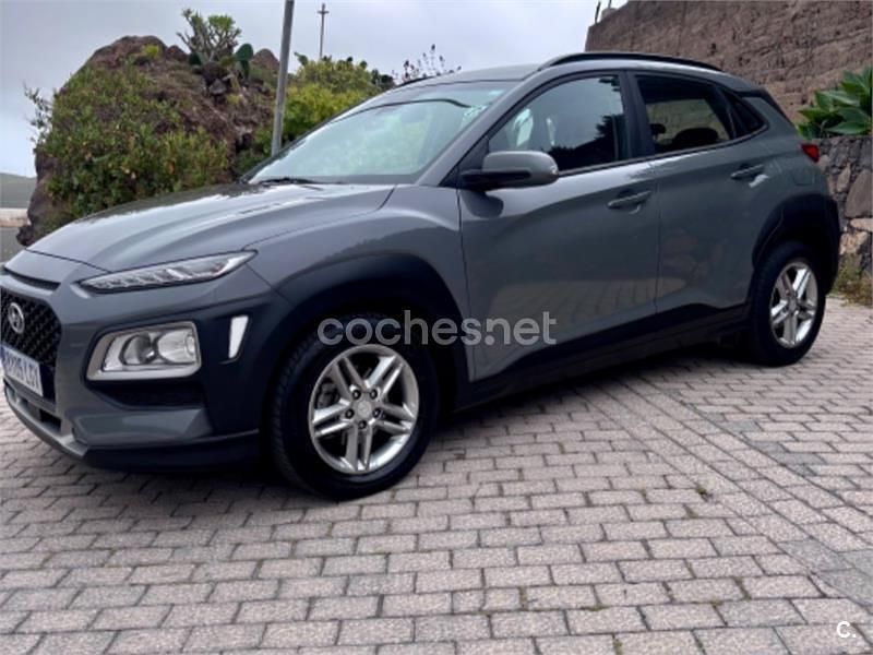 Usado Hyundai Kona 120 CV (88 kW) 2020 Gris / plata SUV