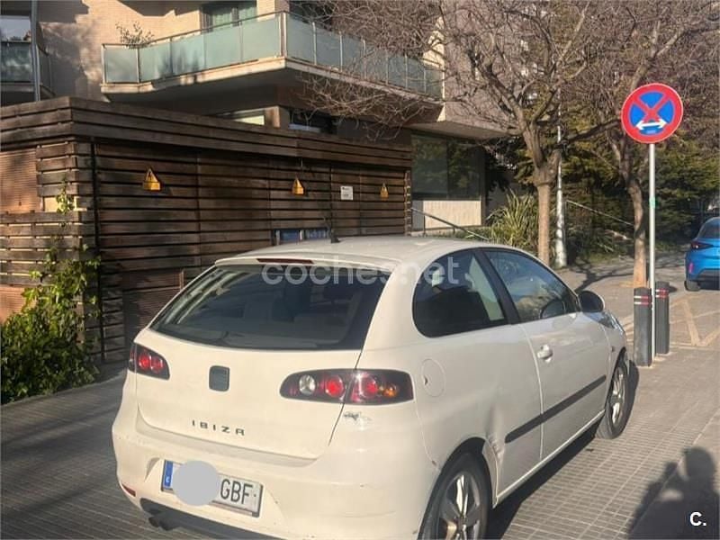 Usado Seat Ibiza Sport 100 CV (73 kW) 2008 Blanco Berlina