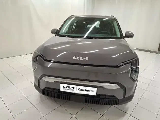Usado Kia EV3 Air 150 kW (204 CV) 2025 Gris SUV