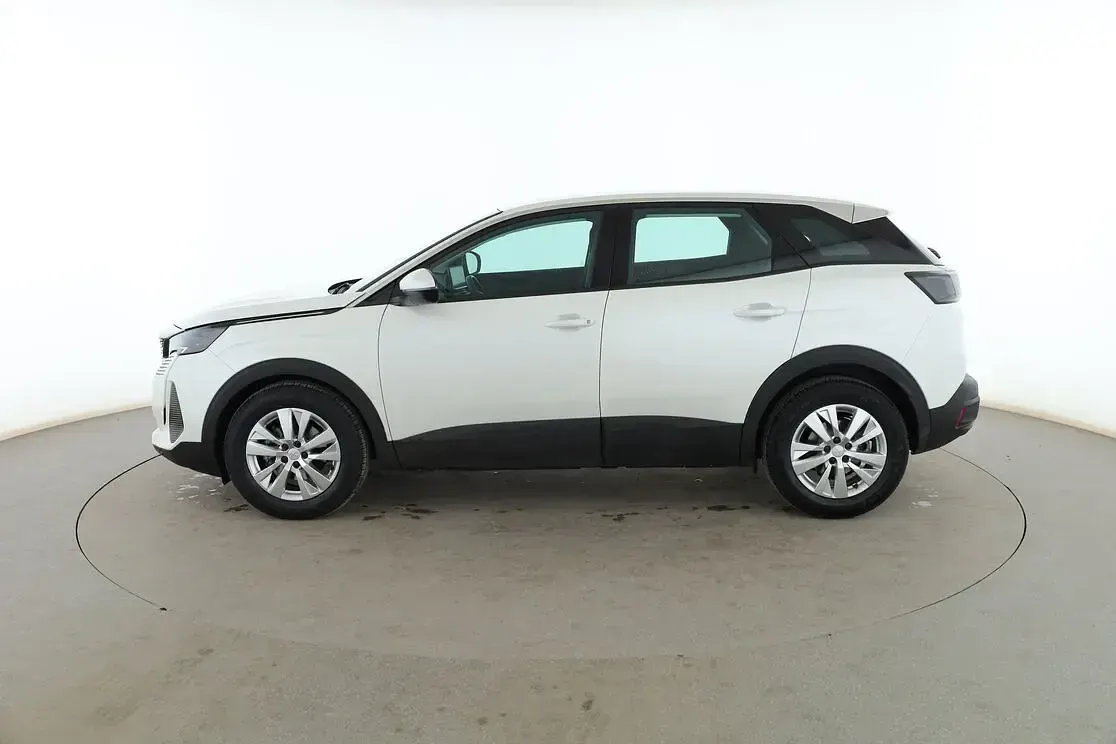 Usado Peugeot 3008 Active 131 CV (96 kW) 2021 Blanco SUV