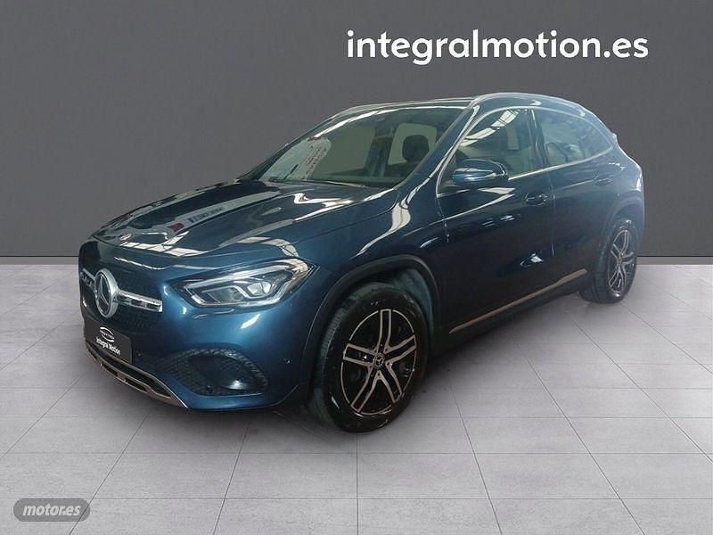 Azul Usado 2021 Mercedes GLA180 Business SUV | 30.900 € - Imagen 1/4
