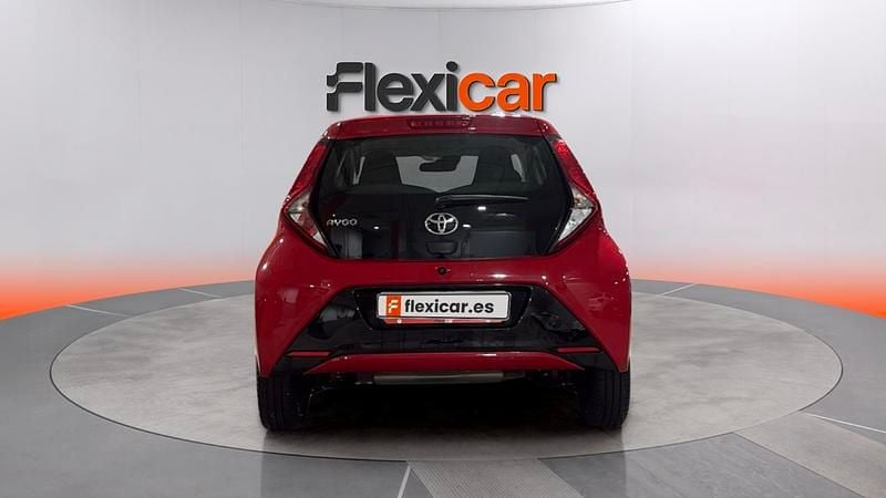 Occasion Toyota Aygo Sport 72 PK (52 kW) 2021 Rood Hatchback