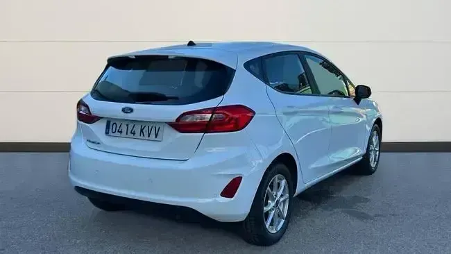 Usado Ford Fiesta Trend+ 86 CV (63 kW) 2019 Blanco Utilitario