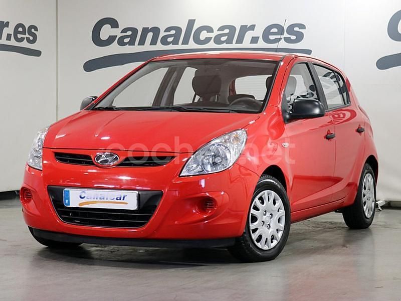Rojo Usado 2011 Hyundai i20 Classic Berlina | 5425 € (Precio justo) - Imagen 1/4
