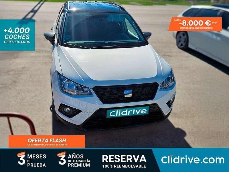 Usado Seat Arona Ecomotive 95 CV (69 kW) 2021 Blanco SUV