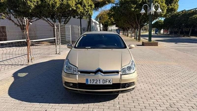Usado Citroën C5 Exclusive 128 CV (94 kW) 2006 Beige Berlina