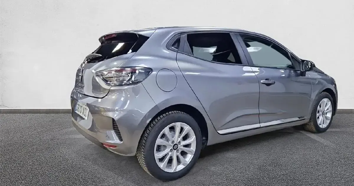 Usado Renault Clio Evolution 100 CV (73 kW) 2025 Utilitario