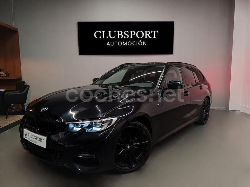 Negro Usado 2021 BMW 318 M Sport Familiar | 30.990 € - Imagen 1/4