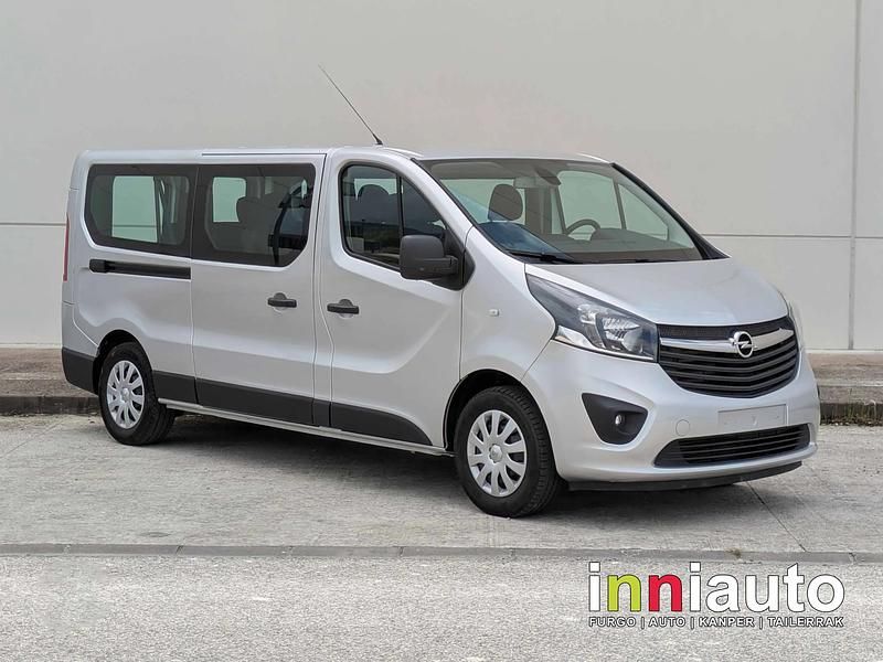 Usado Opel Vivaro S 125 HP (91 kW) 2016 Cinzento Monovolume