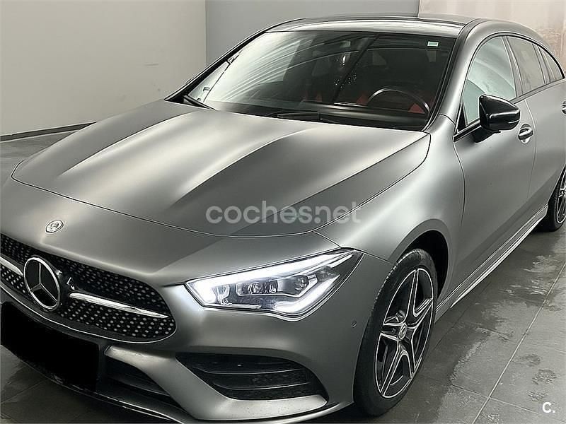 Gris / plata Usado 2022 Mercedes CLA250e Shooting Brake Familiar | 28.900 € (Un poco caro) - Imagen 1/4