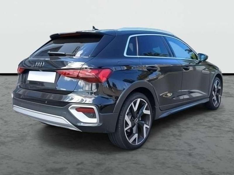 Usado Audi A3 150 CV (110 kW) 2024 Negro Berlina