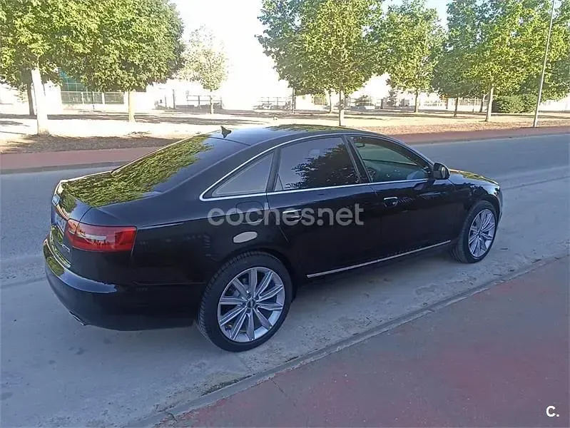 Usado Audi A6 190 CV (139 kW) 2010 Negro Berlina