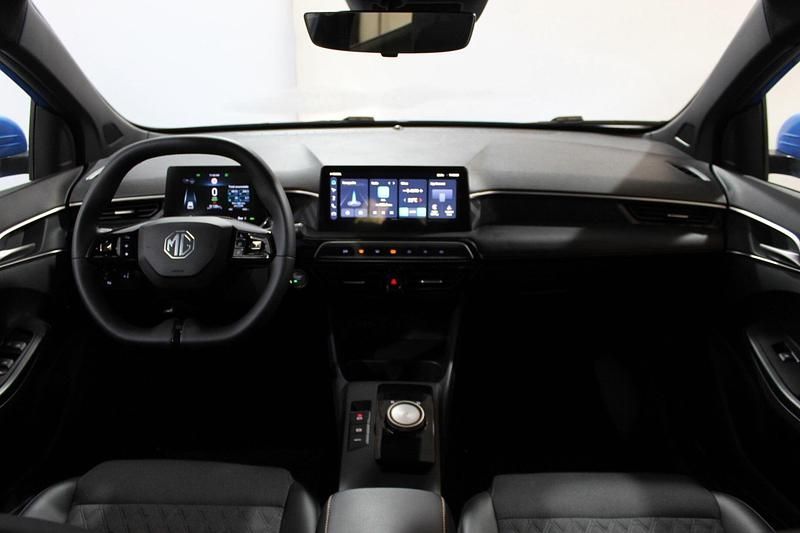 Usado MG MG3 Luxury 195 CV (143 kW) 2024 Rojo Utilitario