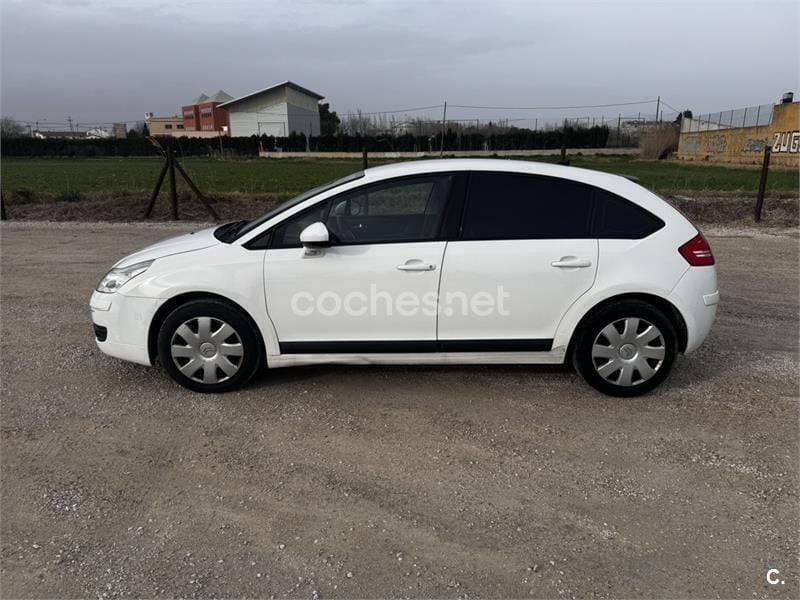 Blanco Usado 2010 Citroën C4 Berlina | 2400 € (Buen precio) - Imagen 1/4