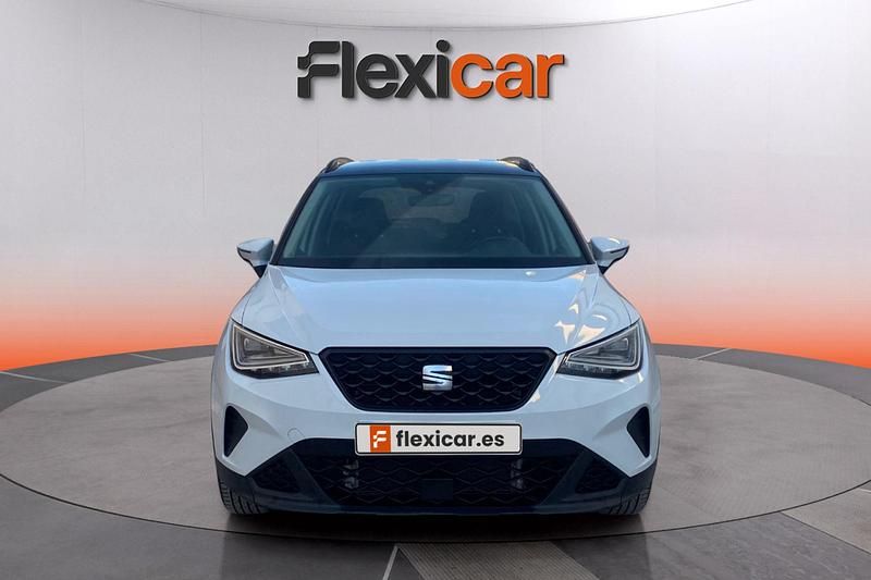 Usado Seat Arona Style 110 CV (80 kW) 2022 Blanco SUV