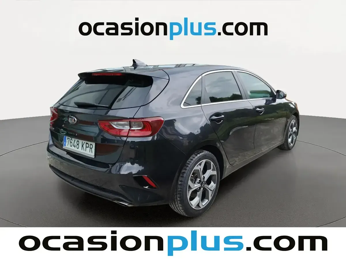Usado Kia Ceed Launch Edition 140 CV (102 kW) 2018 Negro Utilitario