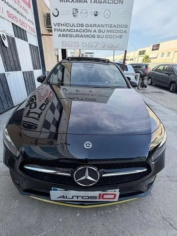 Usado Mercedes A200 163 CV (119 kW) 2018 Negro Berlina