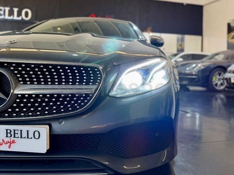 Usado Mercedes E300 245 CV (180 kW) 2017 Gris / plata Coupe