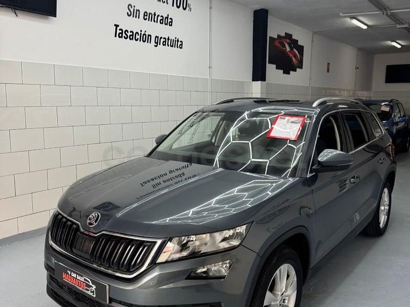 Usado Skoda Kodiaq Active 125 CV (91 kW) 2018 Gris / plata SUV