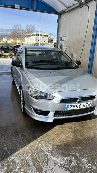 Usado Mitsubishi Lancer Instyle 143 CV (105 kW) 2010 Gris / plata Berlina