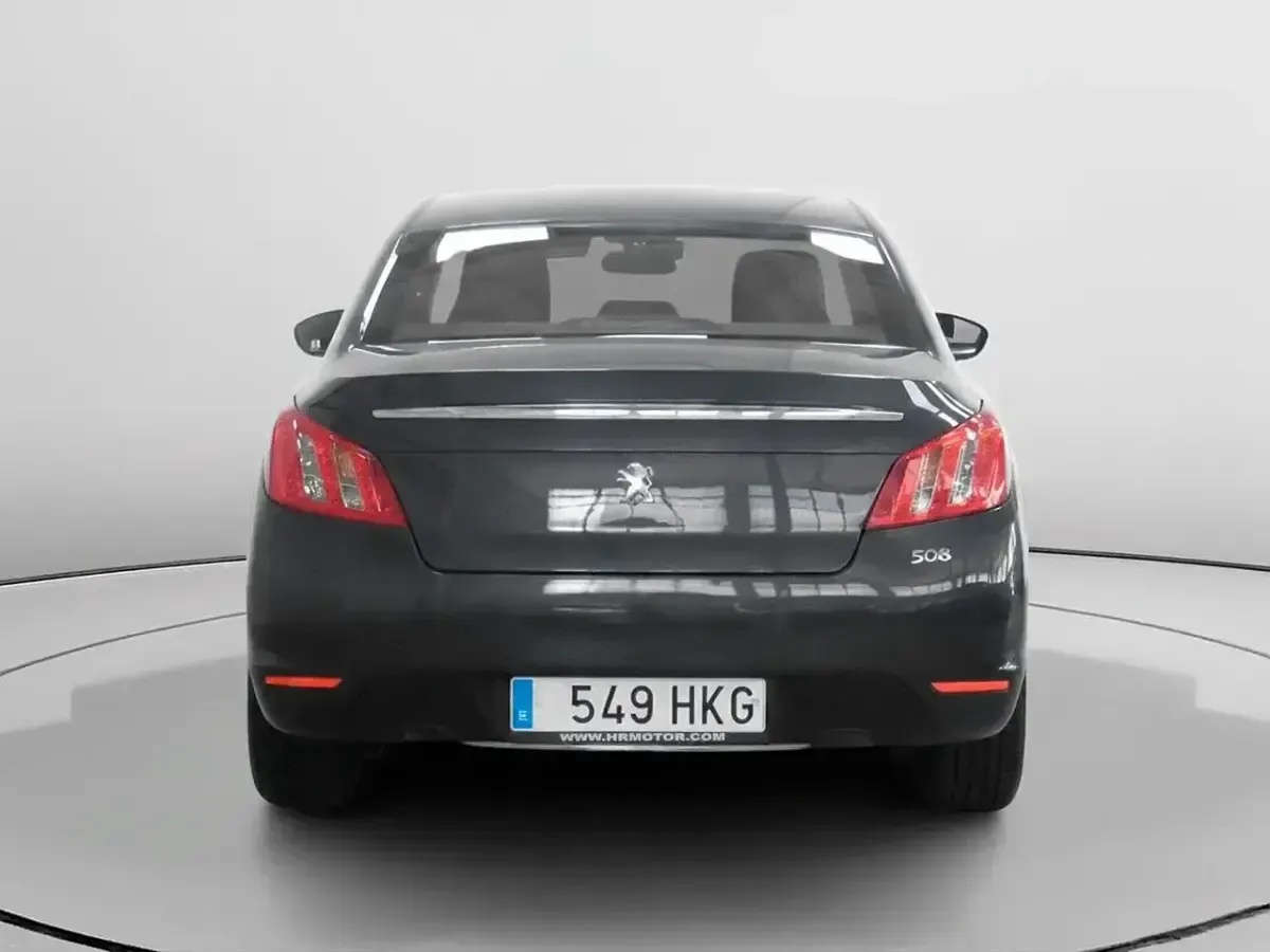 Käytetty Peugeot 508 Allure 156 HP (114 kW) 2012 Harmaa Sedan