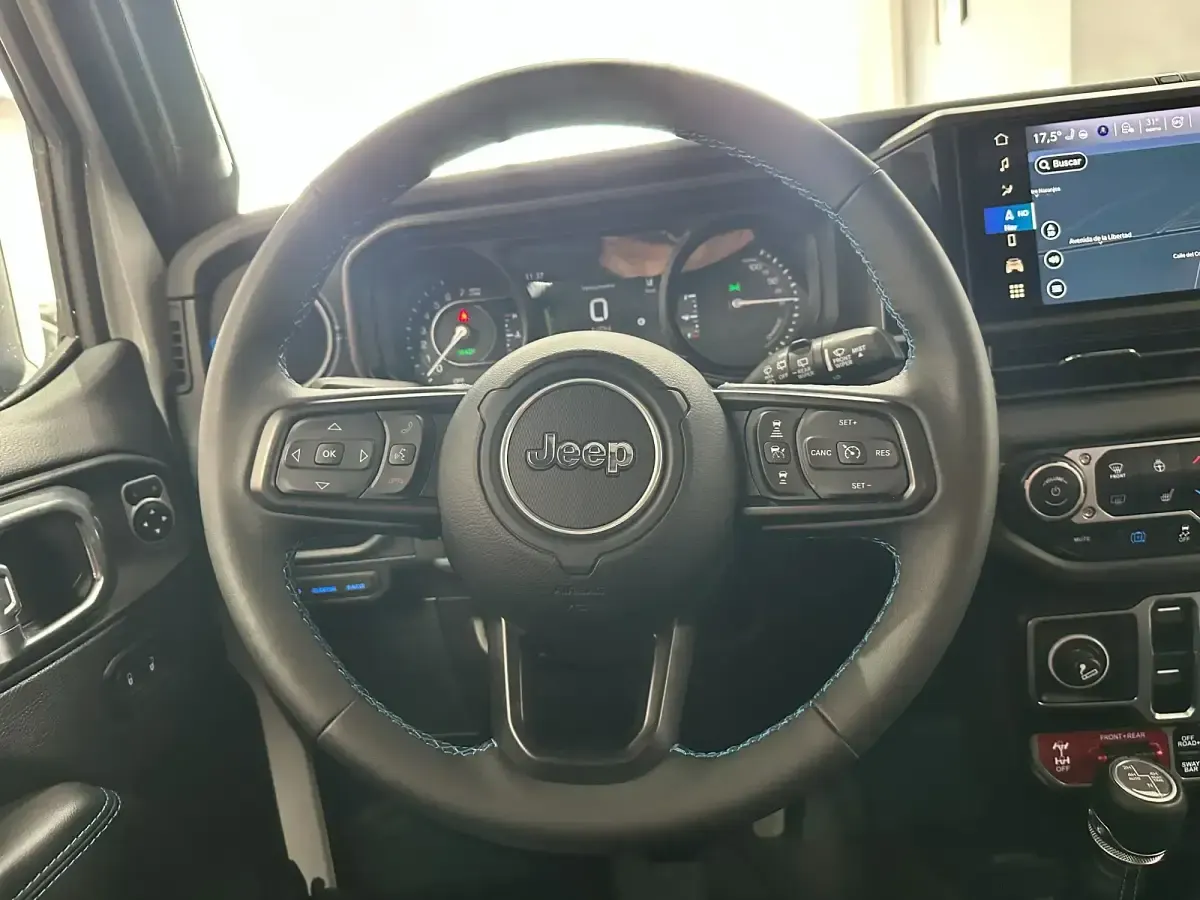 Usado Jeep Wrangler Unlimited Rubicon 380 CV (279 kW) 2025 Blanco SUV