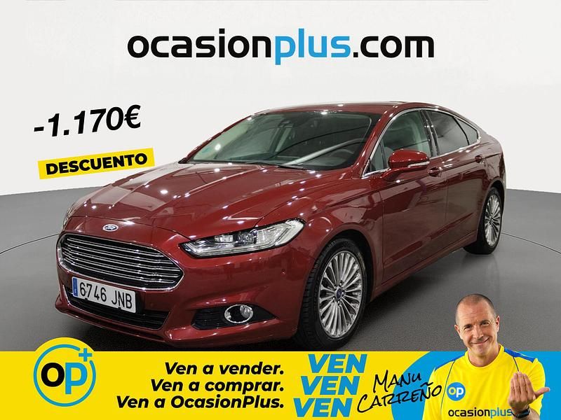 Usado Ford Mondeo Titanium 240 CV (176 kW) 2016 Rojo Berlina