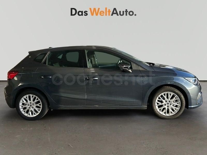 Usado Seat Ibiza FR 115 CV (84 kW) 2025 Gris / plata Utilitario