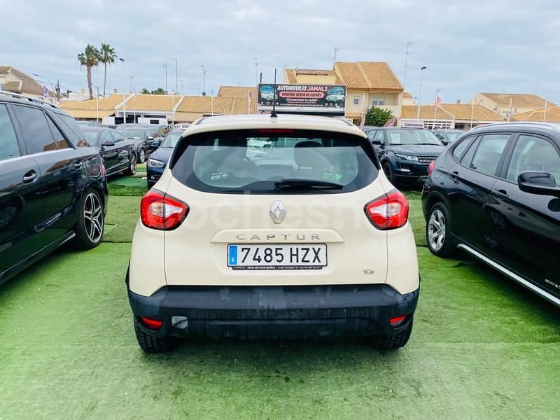 Usado Renault Captur Life 90 HP (66 kW) 2014 Bege SUV