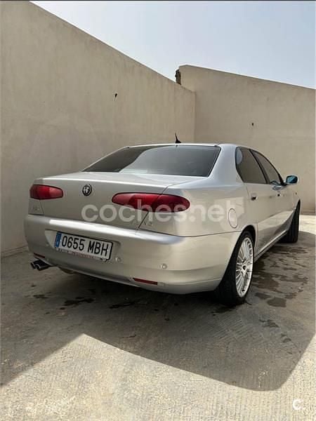 Usado Alfa Romeo 166 220 CV (161 kW) 2004 Gris / plata Berlina