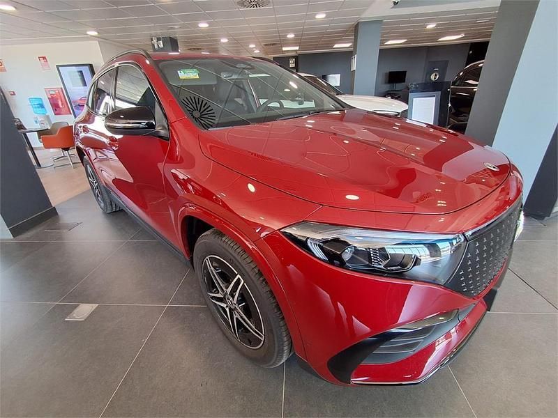 Nuevo Mercedes EQA250+ 139 kW (190 CV) 2026 Rojo SUV