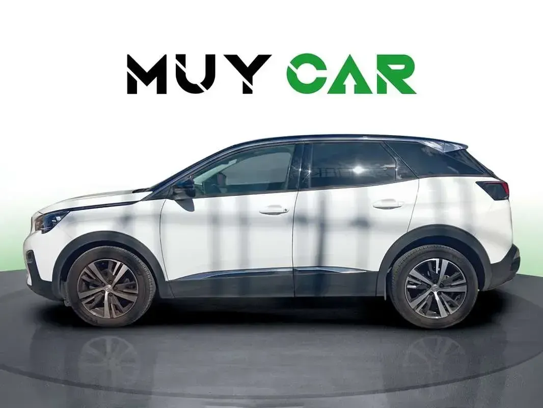 Usado Peugeot 3008 Allure 131 CV (96 kW) 2018 Blanco SUV