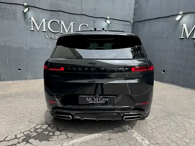 Usado Land Rover Range Rover Sport SE Dynamic 460 CV (338 kW) 2024 Negro SUV