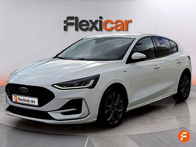 Usado Ford Focus ST-Line 125 CV (91 kW) 2022 Blanco
