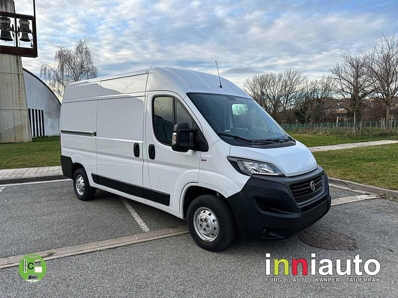 Usado Fiat Ducato 160 CV (117 kW) 2020 Blanco Van