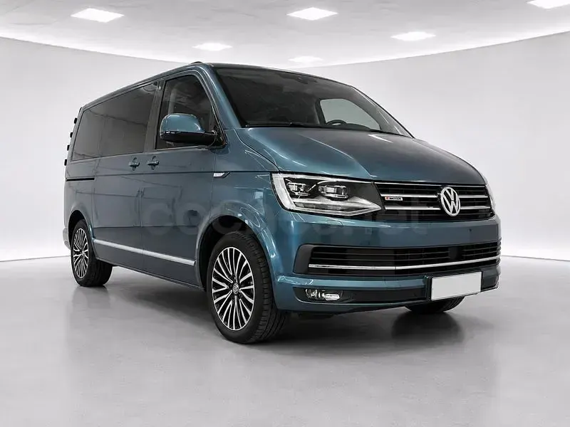 Usado VW Multivan Highline 204 CV (150 kW) 2018 Azul Monovolumen