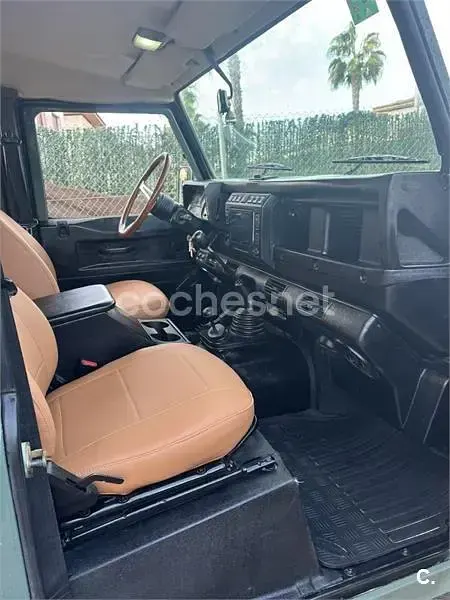 Usado Land Rover Defender SE 122 CV (89 kW) 2005 Verde Familiar