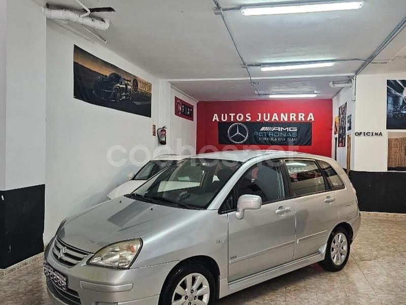 Gris / plata Usado 2004 Suzuki Liana Berlina | 3499 € - Imagen 1/4