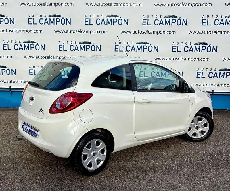 Usado Ford Ka S 69 CV (50 kW) 2014 Blanco Utilitario