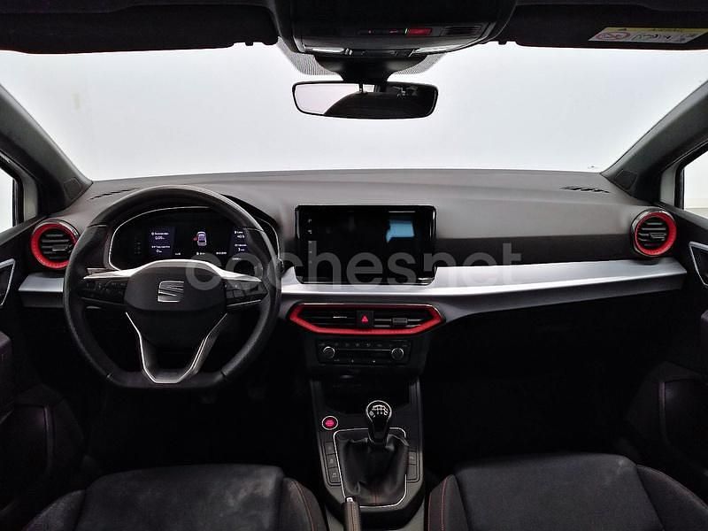 Usado Seat Ibiza FR 115 CV (84 kW) 2025 Blanco Berlina