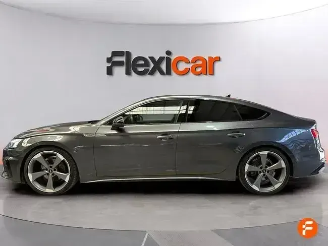 Usado Audi A5 Sportback 163 CV (119 kW) 2022 Gris Utilitario