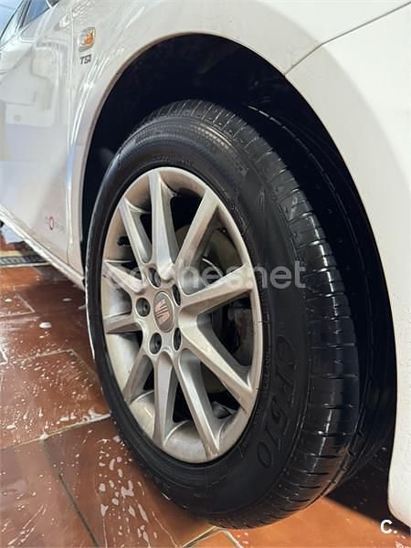 Käytetty Seat Leon Copa 105 HP (77 kW) 2012 Valkoinen Sedan