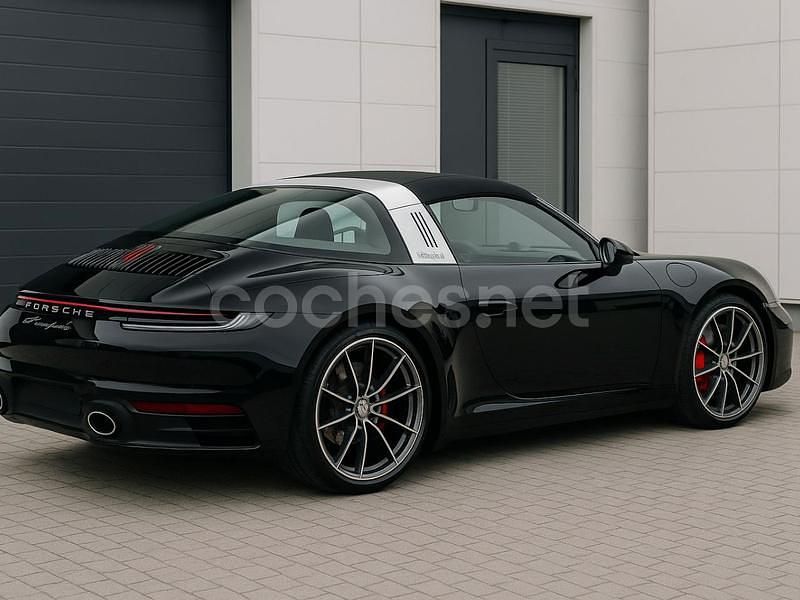 Negro Usado 2024 Porsche 911 Carrera 4S Cabriolet Descapotable | 184.999 € (Precio justo) - Imagen 1/2