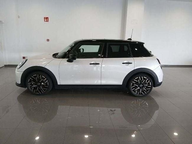 Usado Mini Cooper 114 kW (156 CV) 2025 Blanco Utilitario