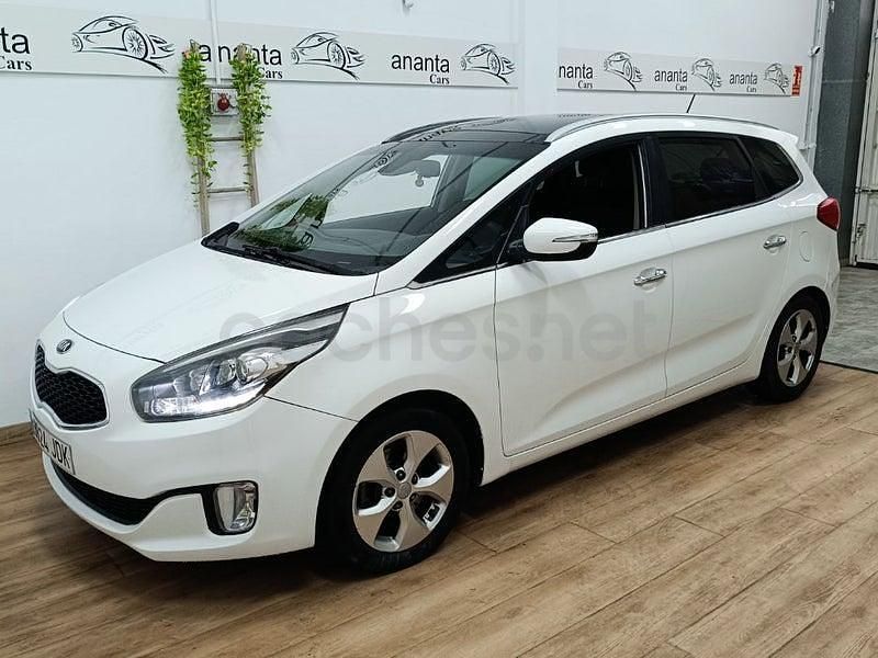 Usado Kia Carens 115 CV (84 kW) 2015 Blanco Monovolumen