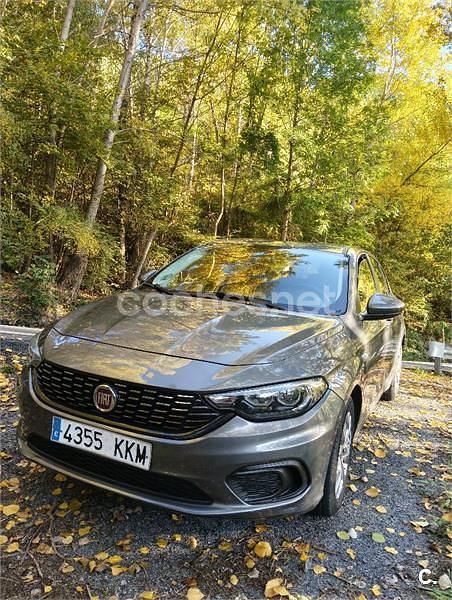 Gris / plata Usado 2018 Fiat Tipo Easy Berlina | 8000 € (Super precio) - Imagen 1/4