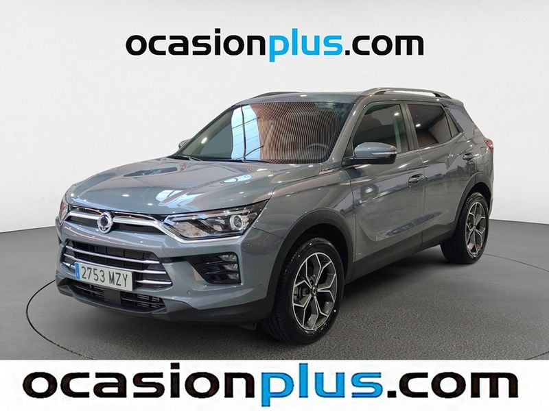 Gris Nuevo 2025 Ssangyong Korando SUV | 20.653 € (Precio justo) - Imagen 1/4